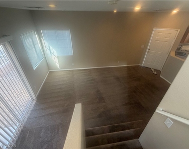 9915 Elkhead Creek Way - Photo Thumbnail 8