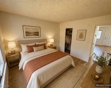 3431 E Cheyenne Avenue - Photo Thumbnail 4