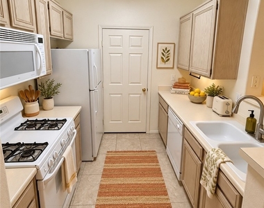 7143 S Durango Drive - Photo Thumbnail 3