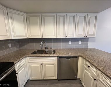 3450 Erva Street - Photo Thumbnail 12