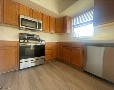 520 Arrowhead Trail - Photo Thumbnail 1