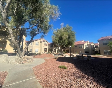 520 Arrowhead Trail - Photo Thumbnail 15