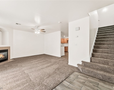 3686 Golden Sunset Court - Photo Thumbnail 5