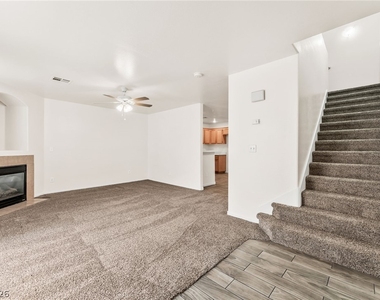 3686 Golden Sunset Court - Photo Thumbnail 6
