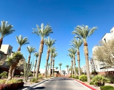 11315 Kraft Mountain Avenue - Photo Thumbnail 29