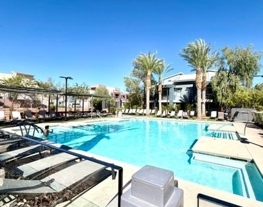 11315 Kraft Mountain Avenue - Photo Thumbnail 22