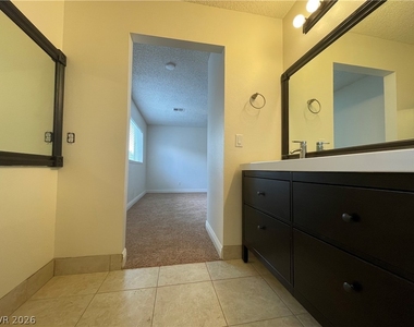 314 Tamarack Drive - Photo Thumbnail 20