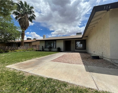 314 Tamarack Drive - Photo Thumbnail 1