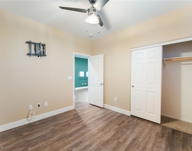6841 Compass Cove Avenue - Photo Thumbnail 26
