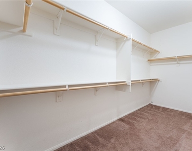 6841 Compass Cove Avenue - Photo Thumbnail 25