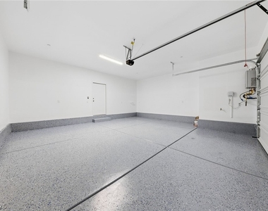 1531 Layla Crossing Avenue - Photo Thumbnail 34