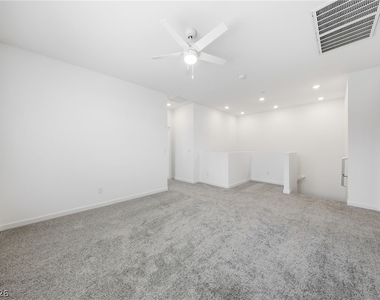 1531 Layla Crossing Avenue - Photo Thumbnail 22