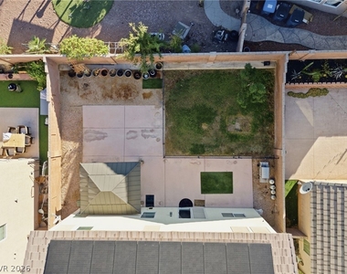 7809 Bear Tooth Cave Court - Photo Thumbnail 4