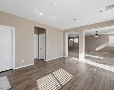 7809 Bear Tooth Cave Court - Photo Thumbnail 38