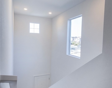 105 Scarhill Track Avenue - Photo Thumbnail 10