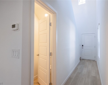 105 Scarhill Track Avenue - Photo Thumbnail 3