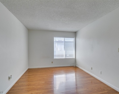 1404 Santa Anita Drive - Photo Thumbnail 34