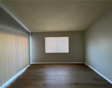 5187 Garden Lane - Photo Thumbnail 5