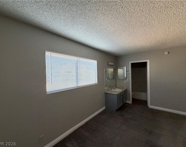 5187 Garden Lane - Photo Thumbnail 15
