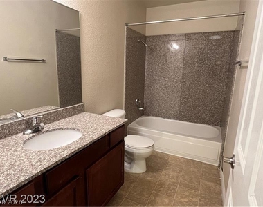5295 Indian River Drive - Photo Thumbnail 8