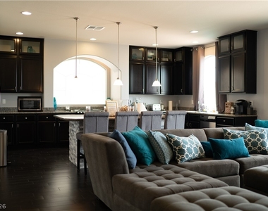 8356 Langhorne Creek Street - Photo Thumbnail 7