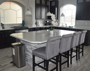 8356 Langhorne Creek Street - Photo Thumbnail 6
