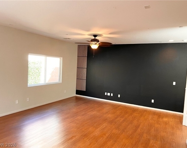 4516 Camille Flora Court - Photo Thumbnail 7