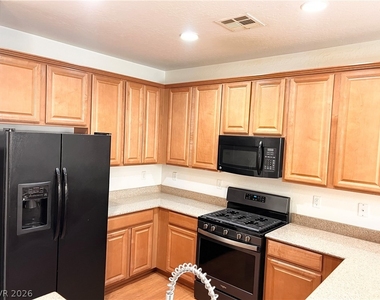 4516 Camille Flora Court - Photo Thumbnail 3