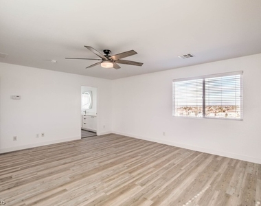 2840 Blythswood Square - Photo Thumbnail 12