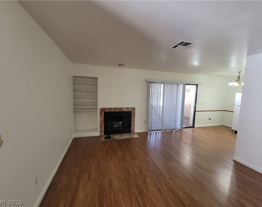 1321 Del Mar Street - Photo Thumbnail 7