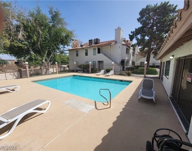 1321 Del Mar Street - Photo Thumbnail 4