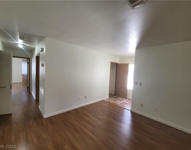 1321 Del Mar Street - Photo Thumbnail 16
