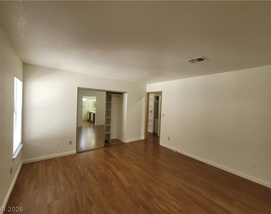 1321 Del Mar Street - Photo Thumbnail 13
