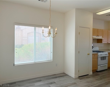 9315 Indian Corn Court - Photo Thumbnail 10