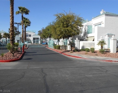 7100 Pirates Cove Road - Photo Thumbnail 29