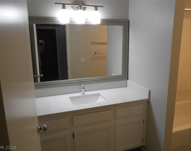 7100 Pirates Cove Road - Photo Thumbnail 10