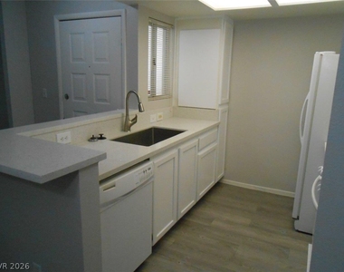 7100 Pirates Cove Road - Photo Thumbnail 8