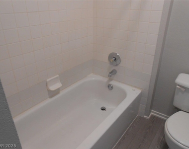 7100 Pirates Cove Road - Photo Thumbnail 11