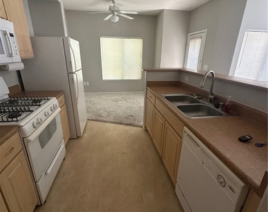 8250 N Grand Canyon Drive - Photo Thumbnail 6