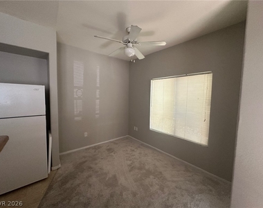 8250 N Grand Canyon Drive - Photo Thumbnail 8