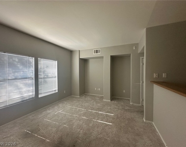 8250 N Grand Canyon Drive - Photo Thumbnail 5