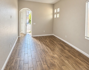 4110 Ivy Russell Way - Photo Thumbnail 1