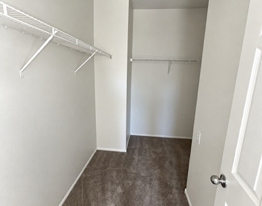 4110 Ivy Russell Way - Photo Thumbnail 4