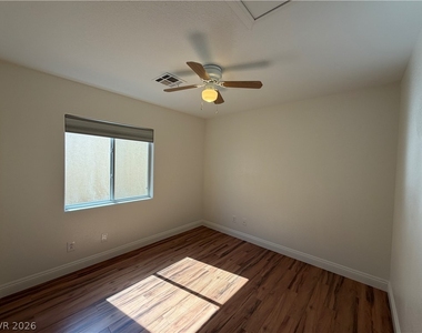 5977 Sombria Ridge Avenue - Photo Thumbnail 15