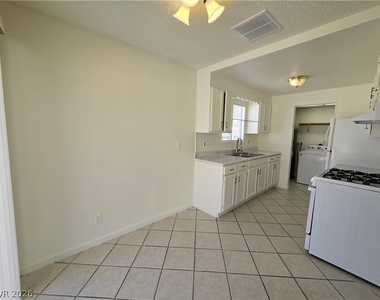 5239 Erin Circle - Photo Thumbnail 5