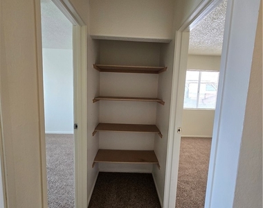 5239 Erin Circle - Photo Thumbnail 16