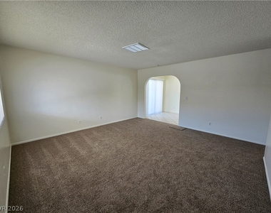 5239 Erin Circle - Photo Thumbnail 3