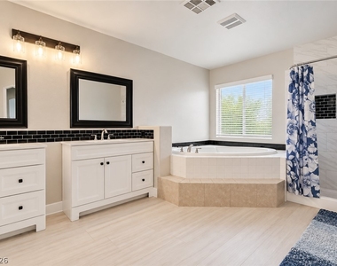 8724 Vivid Violet Avenue - Photo Thumbnail 12