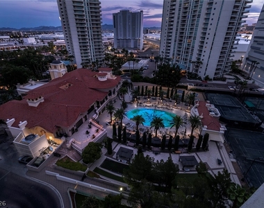 2747 Paradise Road - Photo Thumbnail 20