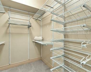 2747 Paradise Road - Photo Thumbnail 12